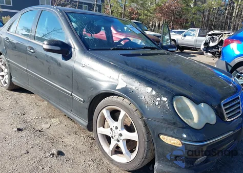 2007 Mercedes-Benz C-Class 2.5L Sport from USA, damaged, VIN WDBRF52HX7F930466